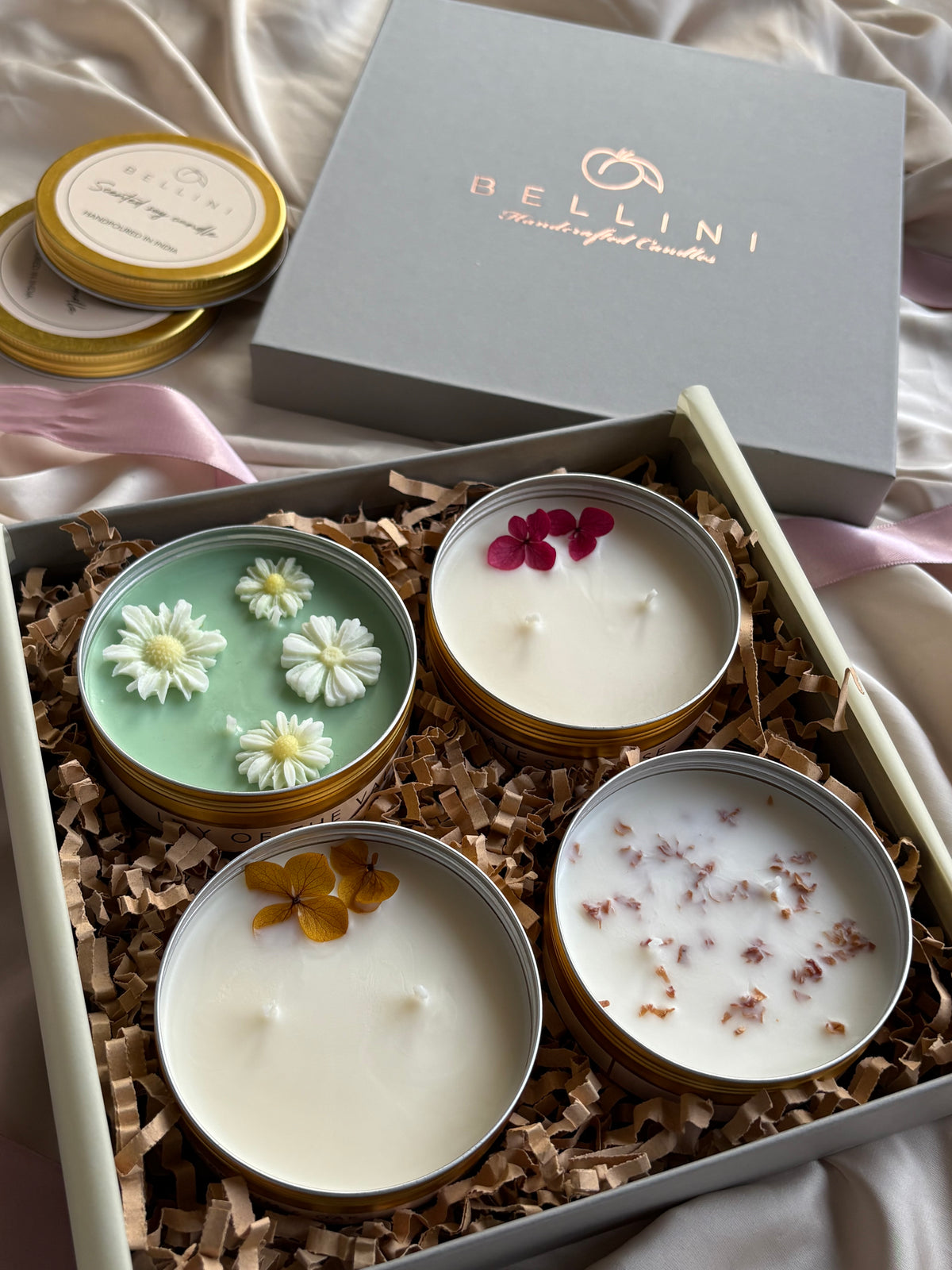 Set of 4 tin candles